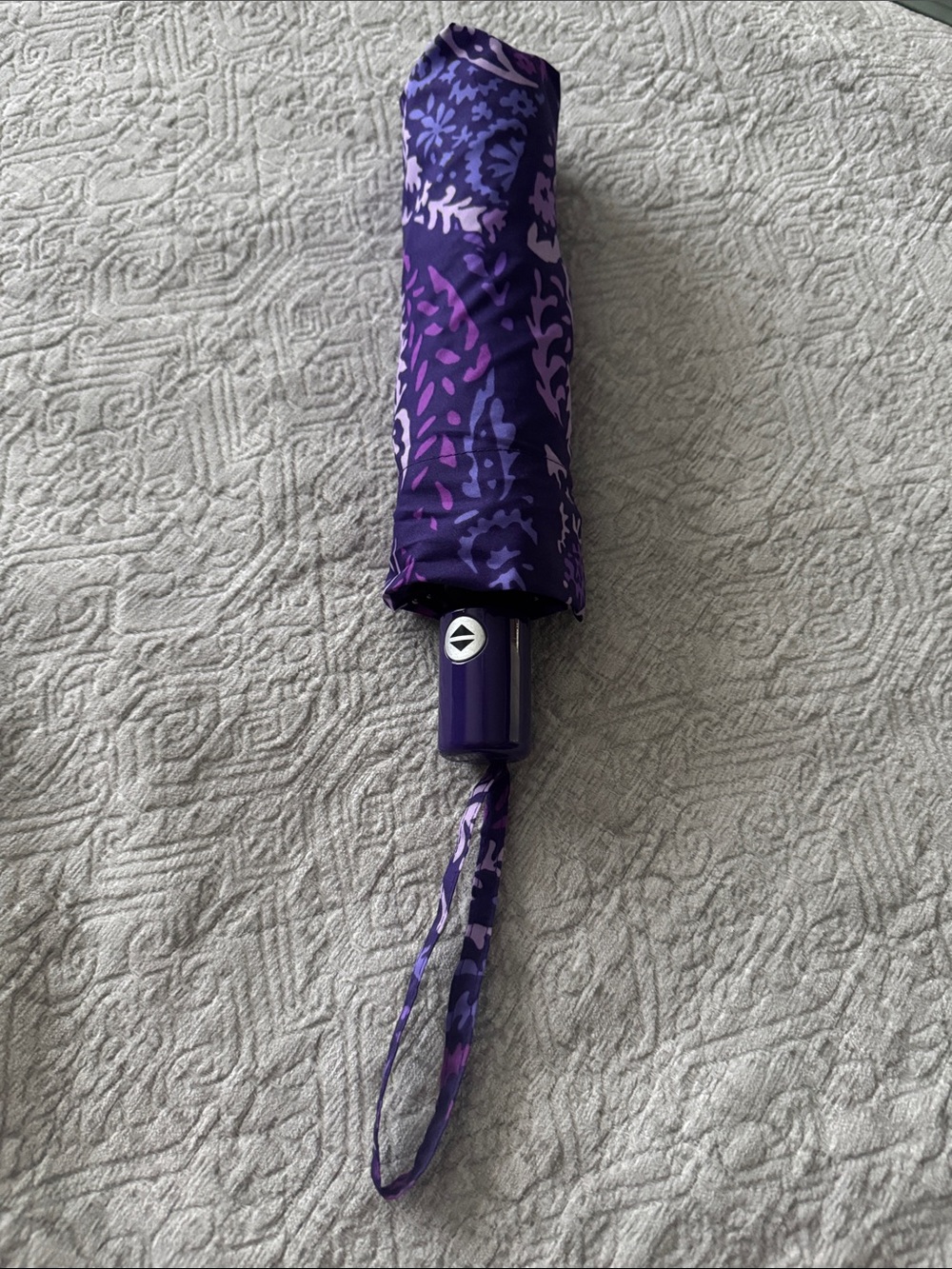 VERA BRADLEY Purple Patterned Compact Umbrella